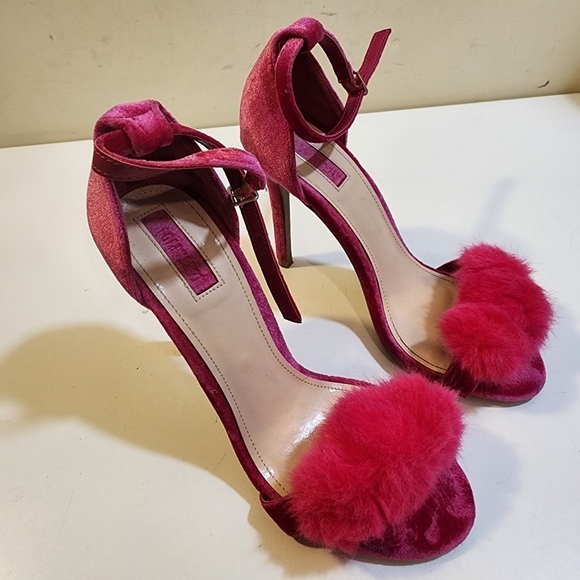 FOREVER 21 Faux Fur Pink Velvet Strappy Heels Pom Pom size 7 - Picture 6 of 13